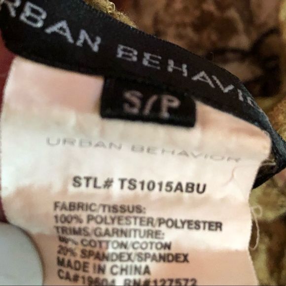 UB razorback  size S - Picture 2 of 6